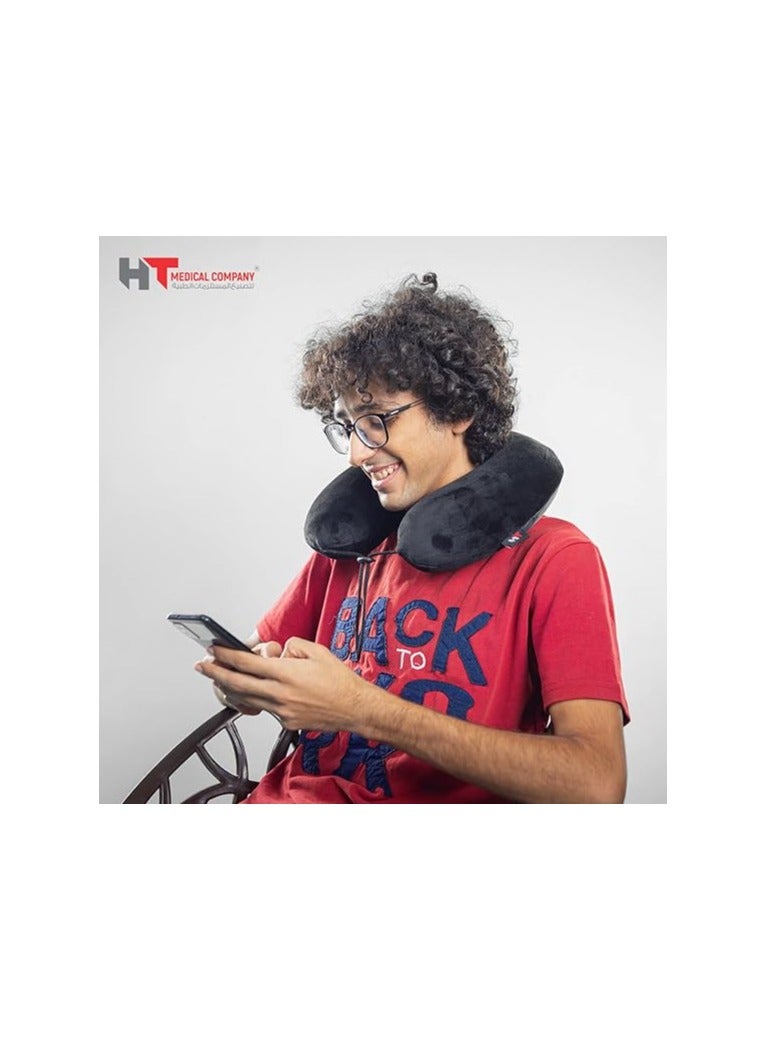 وسادة طبية للسفر للرقبة على شكل حرف U من ميموري فوم ألماني HT - مقاس موحد - أسود  - Image 4