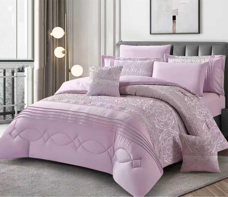 مفرش نفرين 8 قطع ملكي مايكروفايبر   من أروع جاكار مزخرف من الخارج ومايكروفايبر ناعم من الداخل يمنحك الراحة و الفخامة