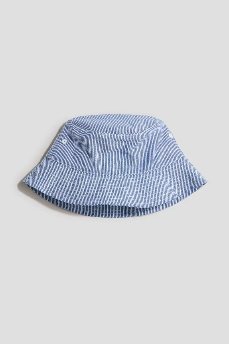 H&M Printed bucket hat