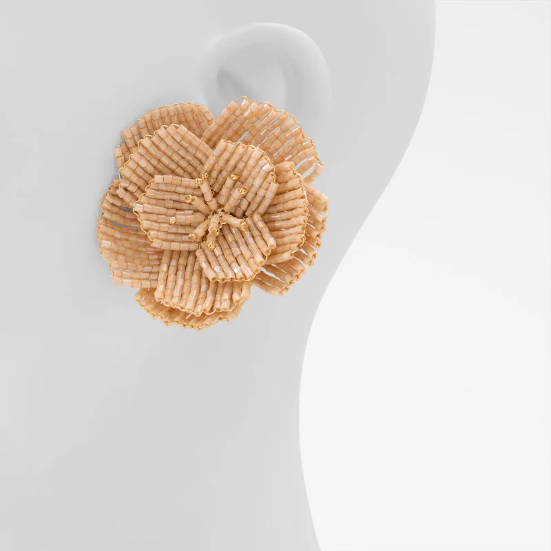 الدو FLEURISH Beaded Floral Stud Earrings