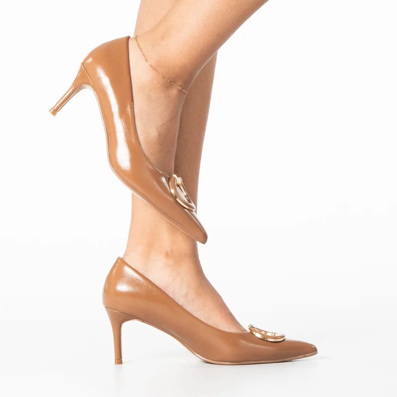 لاماراباريس PLATINUM WOMEN'S ELEGANT POINTED HEEL WITH REFINED BUCKLE DETAIL
