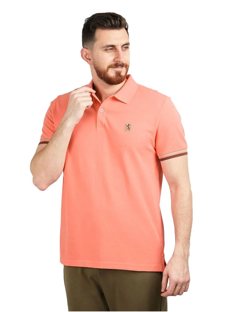 جيوردانو قميص بولو رجالي عالي الأداء بقصّة Slim Fit مطرز بنقشة أسد