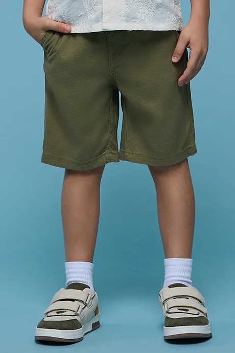 أر أند بي Solid Shorts with Button Closure