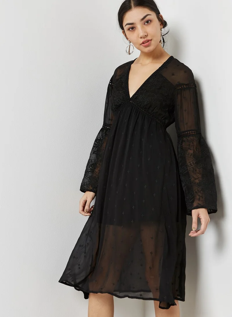 LOST INK Lace Pleated Dress