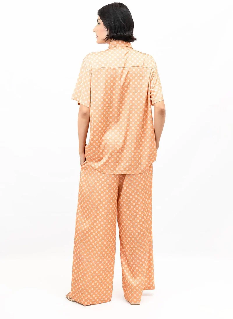 جانارا جونز Apricot Crush Satin Kyle Shirt