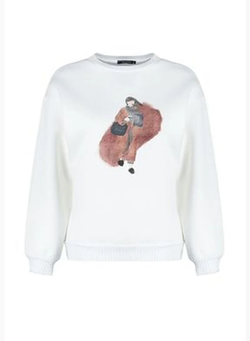trendyol Ecru Regular/Regular fit Sweater Detailed Printed Fleece Fleece Knitted Sweatshirt TWOAW24SW00051.
