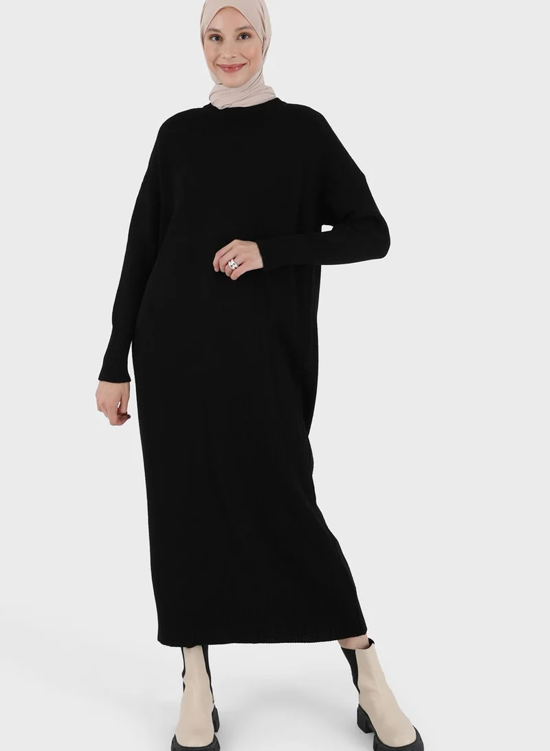 Refka by modanisa Round Neck Knitted Dress
