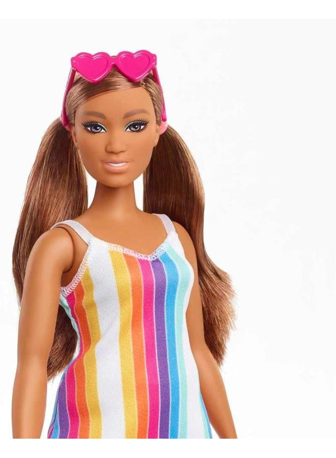 Barbie باربي تحب المحيط دمية ذات طابع شاطئي (11.5 بوصة برونيت ممتلئة) - Image 3