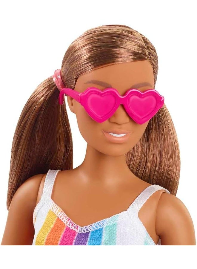 Barbie باربي تحب المحيط دمية ذات طابع شاطئي (11.5 بوصة برونيت ممتلئة) - Image 1