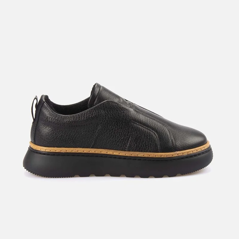 كيمال تانجا Leather Women's Sports & Sneakers S200