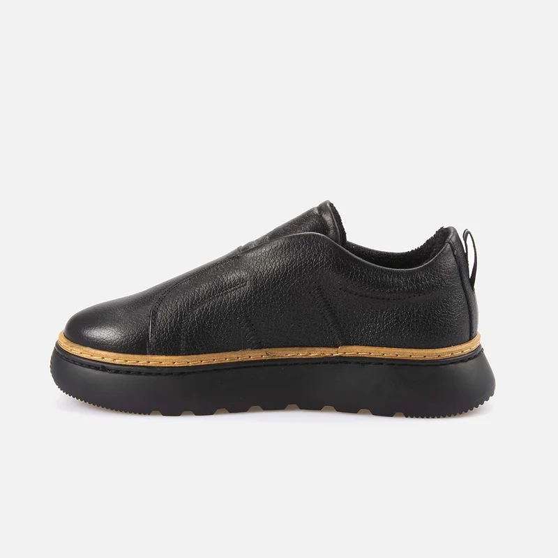 كيمال تانجا Leather Women's Sports & Sneakers S200