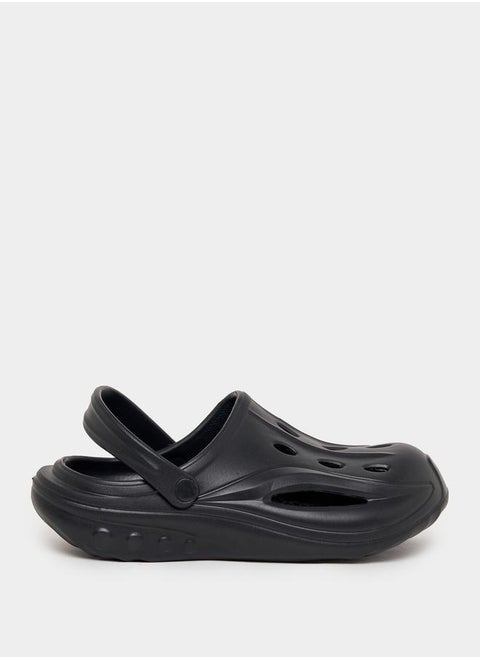 Cutout Detail Slip-On Clogs