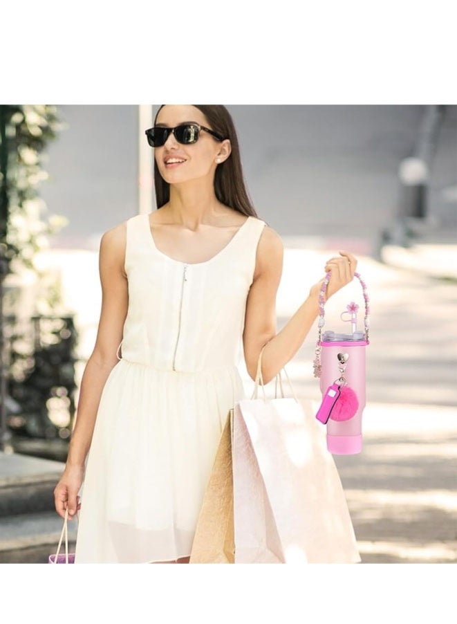 FASHION MANIA 8 قطع ملحقات كوب لستانلي كوب 30 أونصة 40 أونصة مع مقبض، تشمل حزام مقبض زجاجة الماء، حامل أحمر الشفاه، حذاء، سلاسل مفاتيح، غطاء قشة لستانلي (وردي)  - Image 2