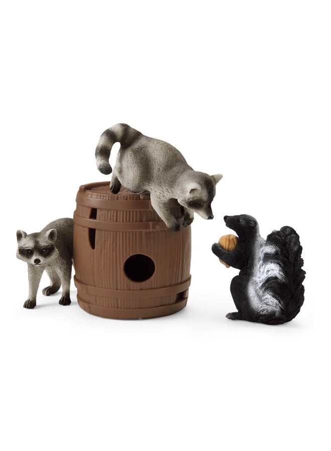 Schleich Wild Life Nutty Mischief Figurines - Image 1