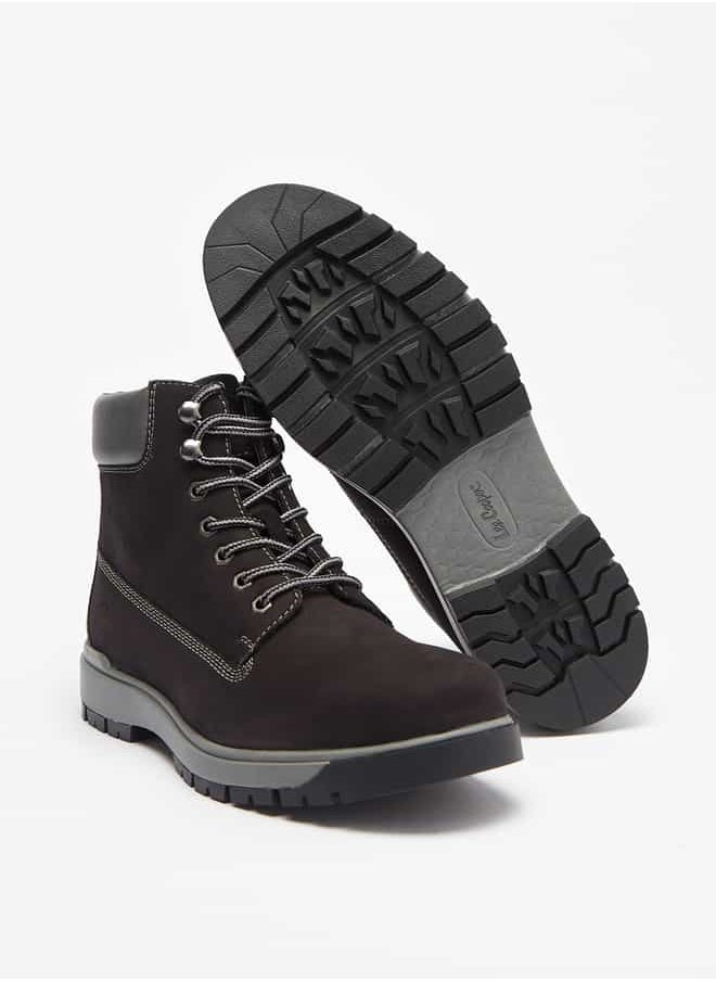 Men's Solid Chukka Boots with Lace-Up Closure - pzsku/ZBBBA134E8C5335DA985AZ/45/_/1727427680/281e3c2c-8b63-4a29-ab6a-25739d4c5b07