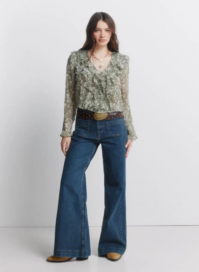 Springfield Green printed voluminous V-neck chiffon ruffle blouse with ruffle cuffs