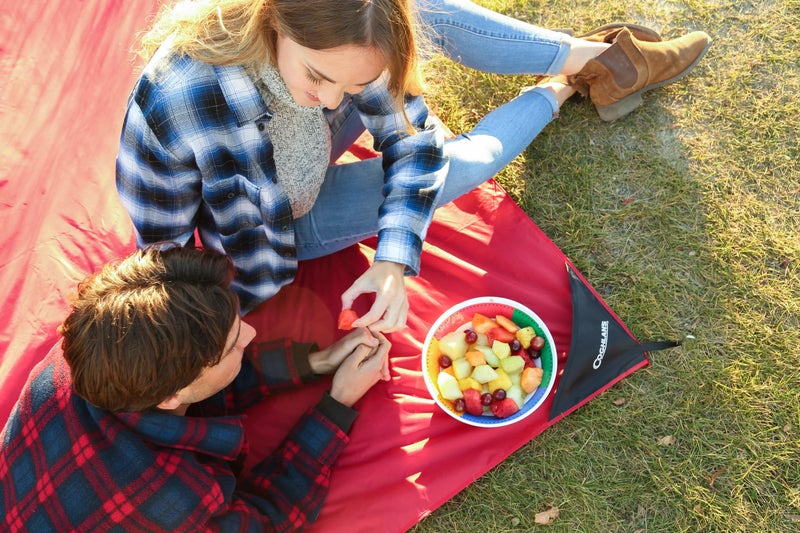 Coghlan's Lightweight Ripstop Nylon Picnic Blanket â€“ Waterproof, Sandproof, Compact Outdoor Blanket for Camping, Beach, Travel & Picnics â€“ Durable, Easy to Clean, 59 x 78.7 Inches - Image 3