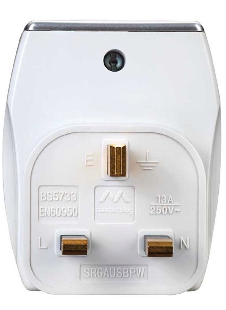 MASTERPLUG Masterplug USB Wall Socket Surge Protection Adapter 1 Socket With 2 USB Charging Ports  - Image 3