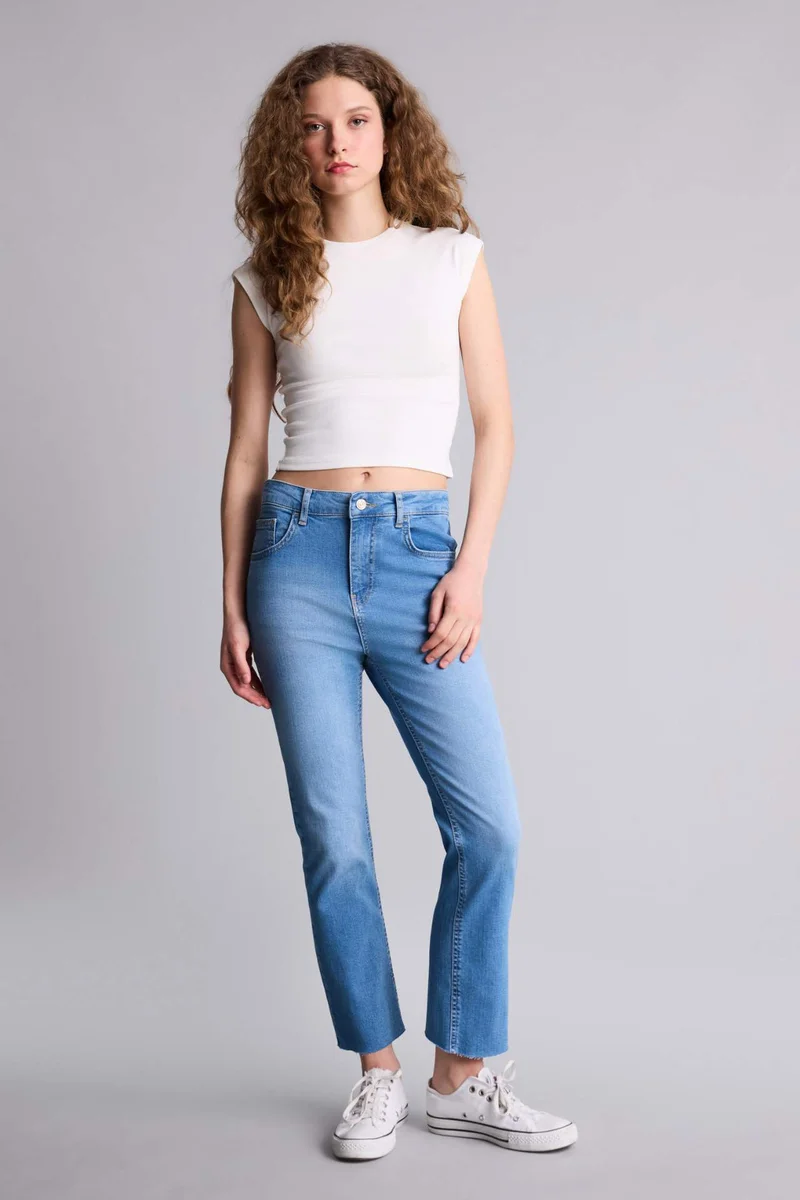 ديفاكتو Ankle Length Denim Trousers