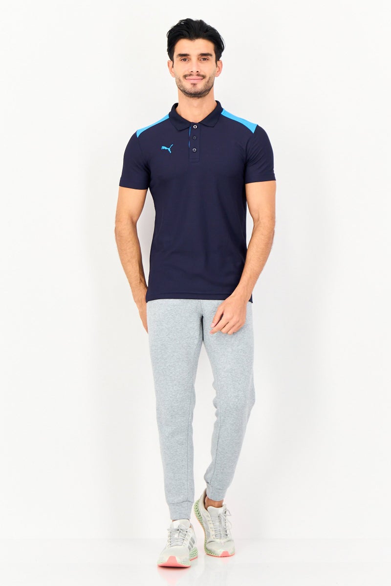PUMA تي شيرت بولو رياضي للرجال بأكمام قصيرة مع شعار مطرز، أزرق داكن - Image 2