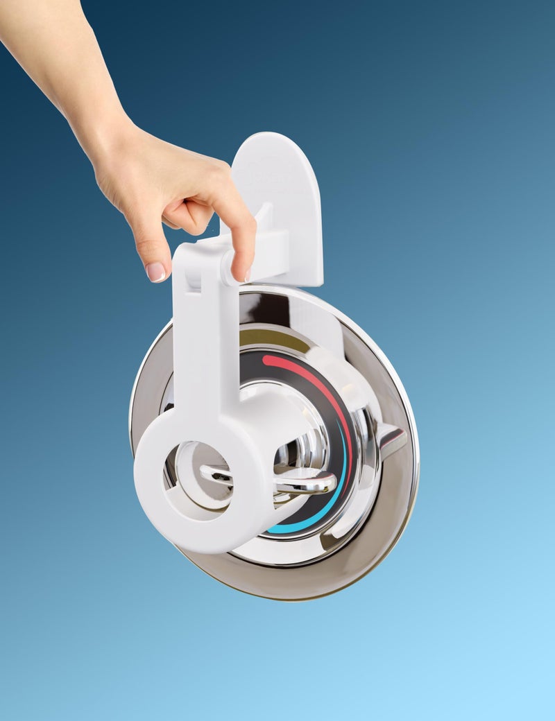 Jokari حارس سلامة الأطفال من جوكاري. واقي متعدد الاستخدامات لمقابض الأحواض والدش، أو مقابض الأبواب. قفل مضاد للأطفال يمنع حروق الماء الساخن والوصول غير المراقب. سهل التركيب، تصميم متين - Image 3