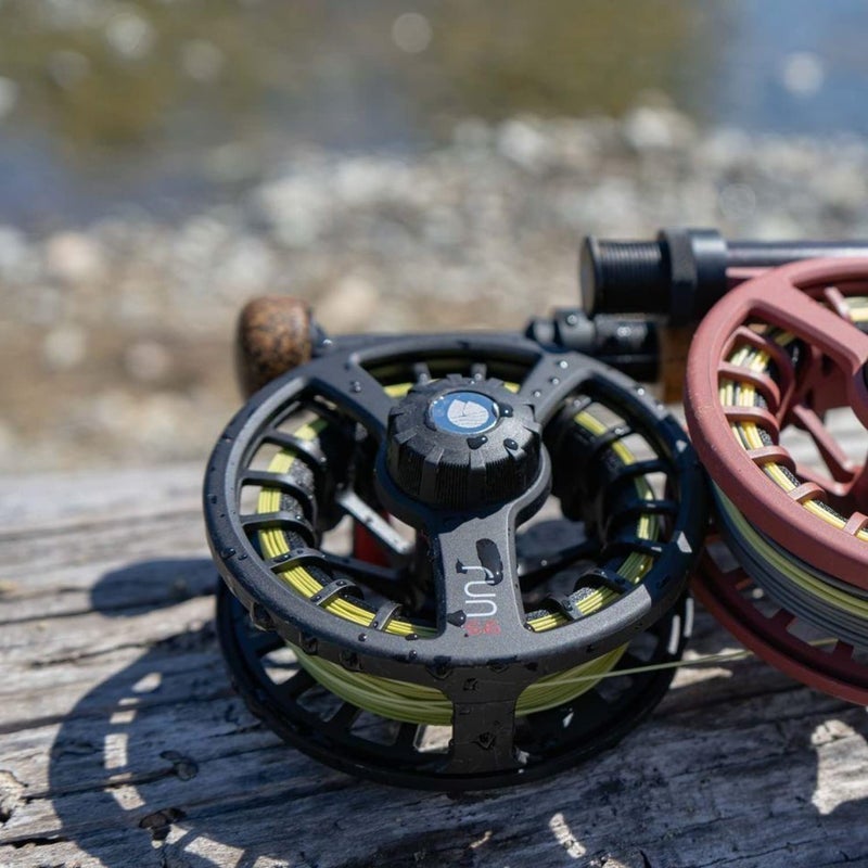 Redington Run Fly Reel, Lightweight Design for Trout, Freshwater Fishing, Carbon Fiber Drag System, Sand, 5/6 Weight - Image 4