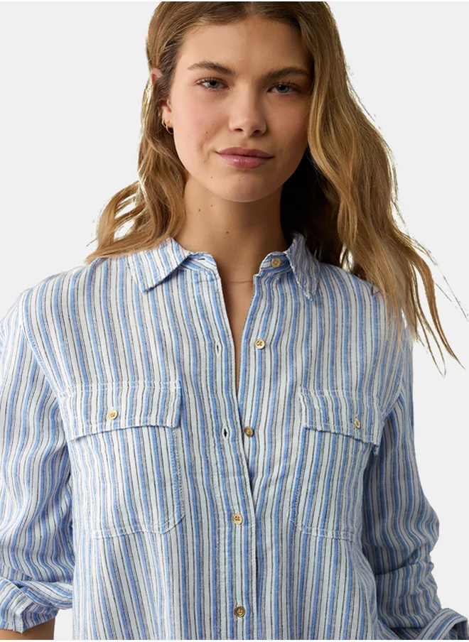 American Eagle AE Weekend Vibes Long-Sleeve Button-Up Shirt