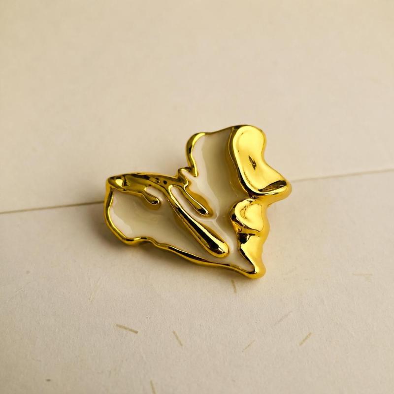 Metal Heart Buttons 23Mm Gold Drip Glaze Craftsmanship - Durable Metal Material Sewing Buttons for Women’s Clothing Handmade Enthusiasts Daily Commute Special Occasions - Image 5