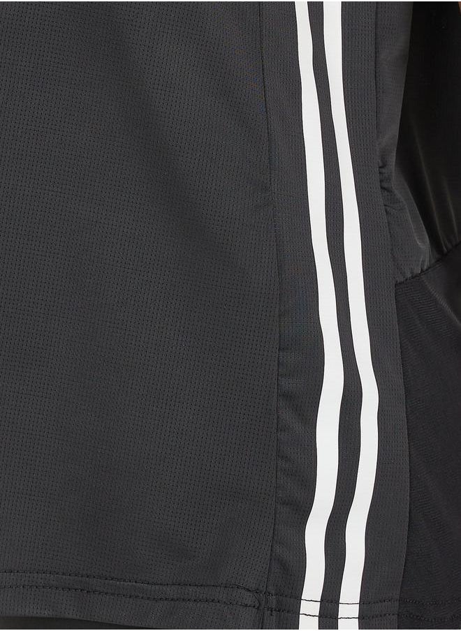 Styli Stripe Detail Back Mesh Hem Short Sleeve Top  - Image 3