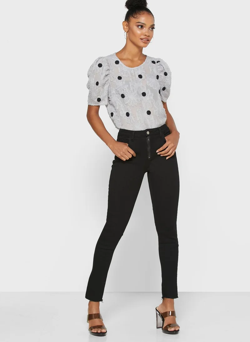 Ginger Exposed Zip Raw Hem Skinny Jeans