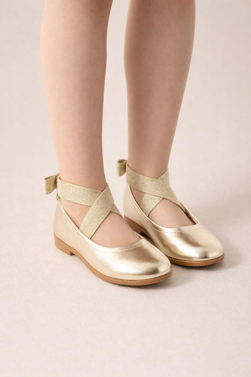 Via Bambino Girl Shoes B-300 Gold