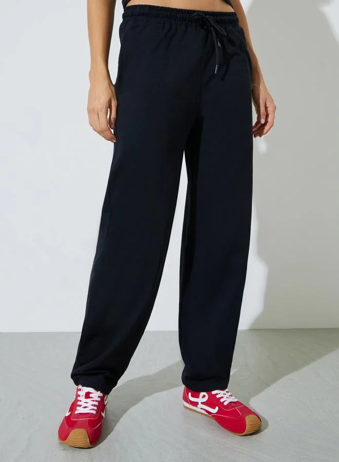 ستايلي Black Barrel Fit Cotton Blend Joggers