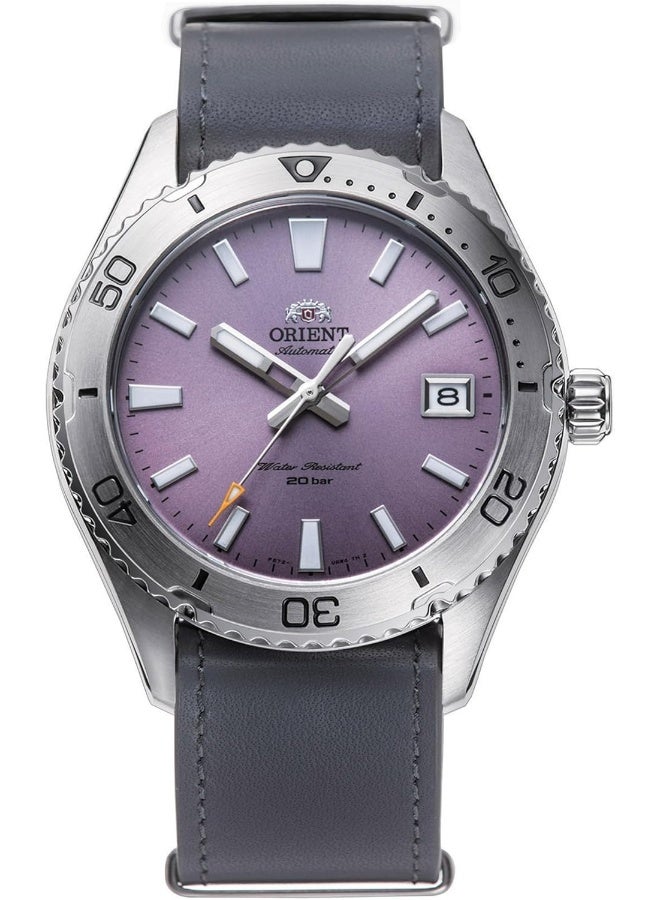 ORIENT Unisex Mako 40 Automatic Men's Watch RA-AC0Q07V30B – Green Dial, Leather Strap, 200m Water Resistance, Sapphire Crystal - Image 1