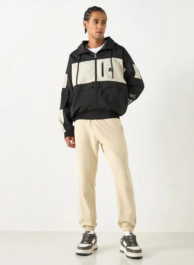 ستارتر جاكيت بايكر بأكمام طويلة وقبعة وألواح من ستارتر