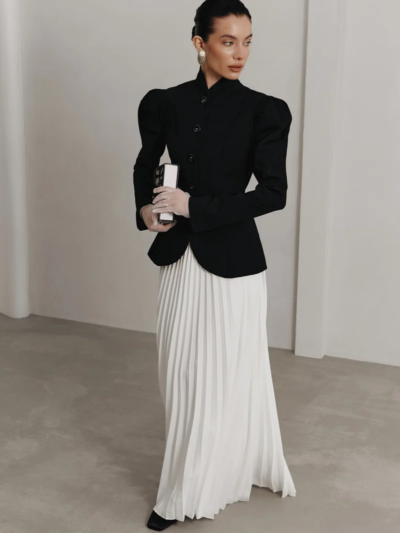 Lichi  Flared blazer with voluminous sleeves for Women | Best Price UAE