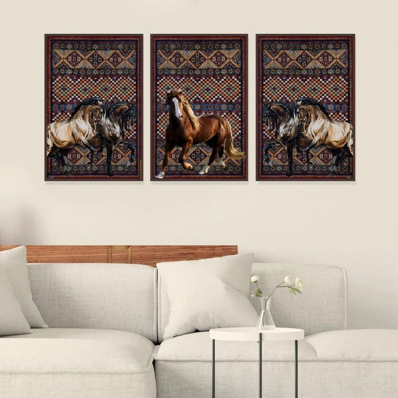 ماركتنا ثلاث لوحات قماشية بتصميم حصان مع برواز مجوف مقاس (90×40) ثلاث قطع - Image 3
