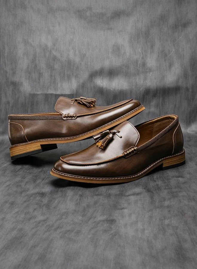 تايك تو Men Coffee Brown Tassel Loafers