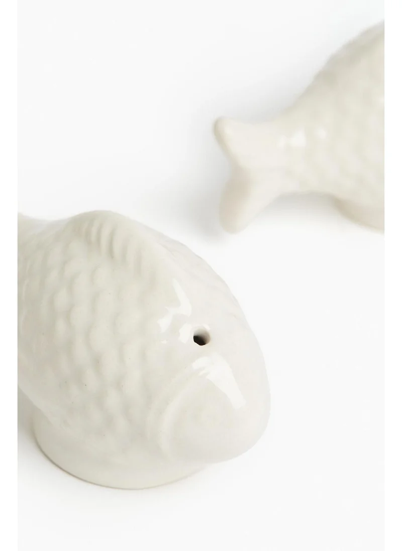 اتش اند ام Stoneware salt and pepper set