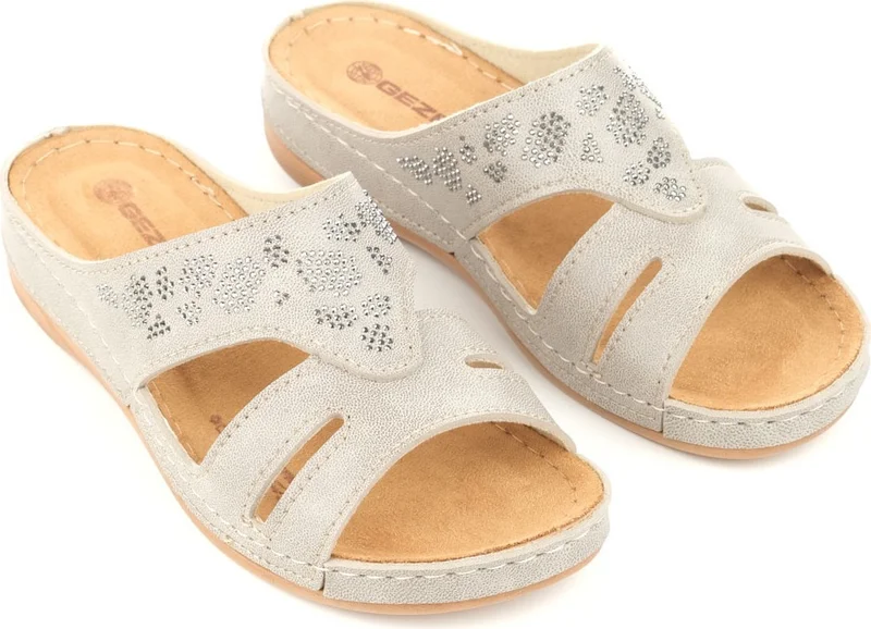جيزر Summer Women's Faux Leather Collection Slippers