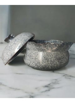 A pottery and porcelain solution that can withstand direct and indirect temperatures, from a flame or inside the oven.