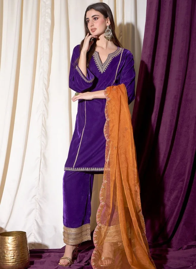 Indo Street Ethnic Motifs Embroidered Velvet Kurta with Trousers for Women