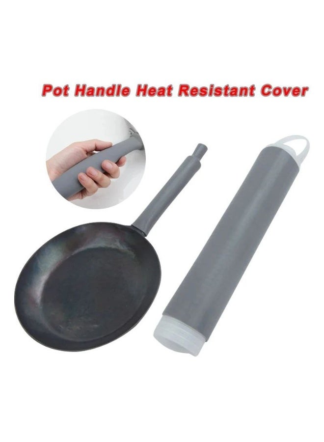 ✨✨✨Scale-Proof, Shrink-Resistant Silicone Pan Handle Cover  ✨Material: Made of high-quality, eco-friendly silicone, heat resistant up to 230°C.  ✨Dimensions: Fits most standard pan handles up to 20cm long.  ✨Design: Flexible and easy-to-use design adapts to various handle shapes, with a distinctive pattern that provides a comfortable and secure grip