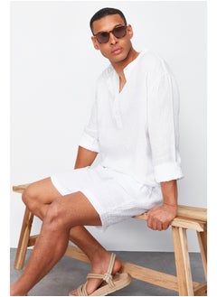 trendyol شورت صيفي منسوج من قماش الموسلين الأبيض TMNSS24SR00059  - Image 1