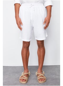 trendyol شورت صيفي منسوج من قماش الموسلين الأبيض TMNSS24SR00059  - Image 4