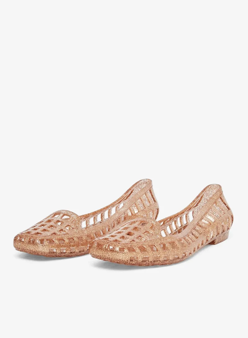 ستايلي أحذية سليب أون بتفاصيل جليتر ستايلي جيلي