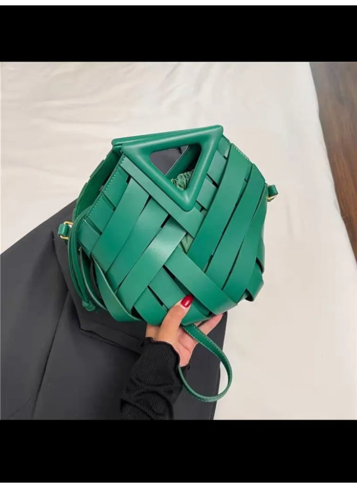 حقيبة نسائية منسوجة على شكل قفص طيور بتفريغ فني - تصميم مفرغ يدوي أنيق مع حمالة كتف - Image 4