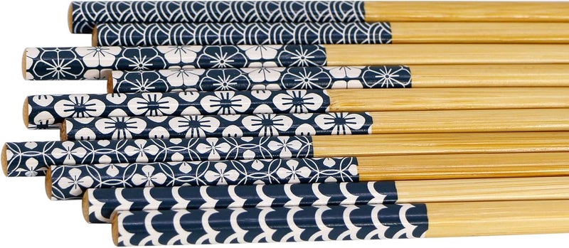 Exzact Chopsticks Gift Set - 5 Pairs of Reusable Natural Bamboo Chopsticks in a Beautiful Black Handmade Box - Decorated Japanese Ancient Blue Ornamentation (Blue and White) - Image 5