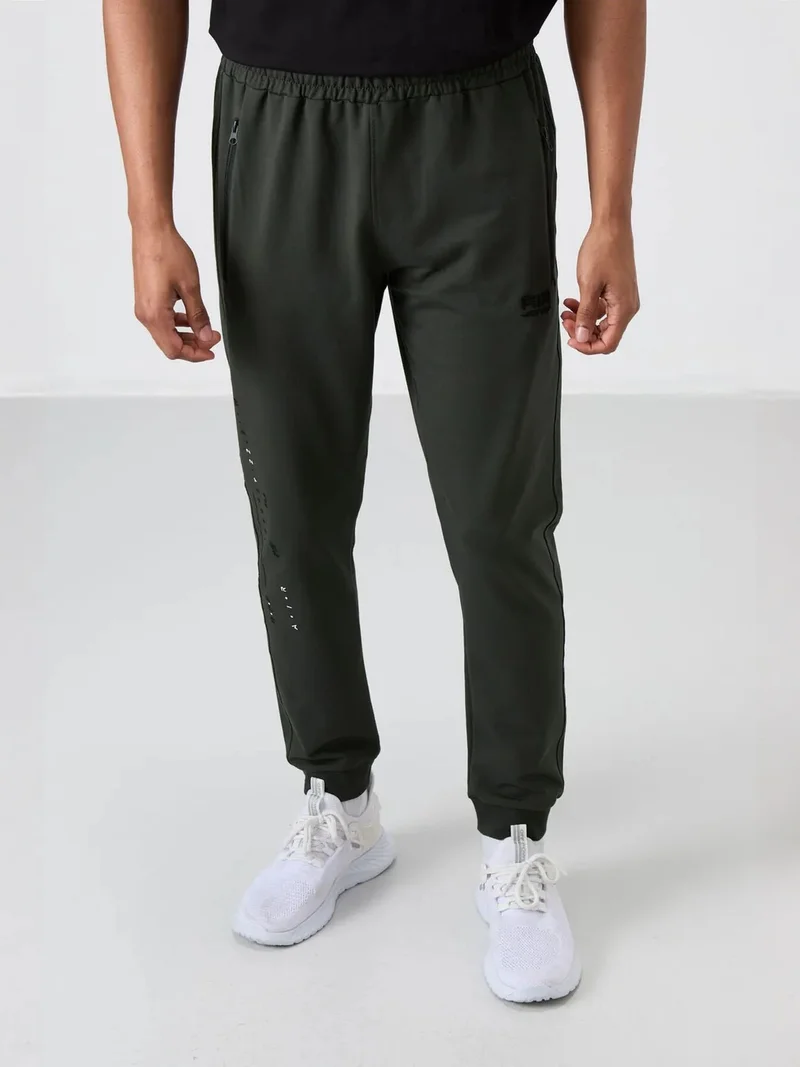 تومي لايف TOMMY Men's Solid Jogger Sweatpants