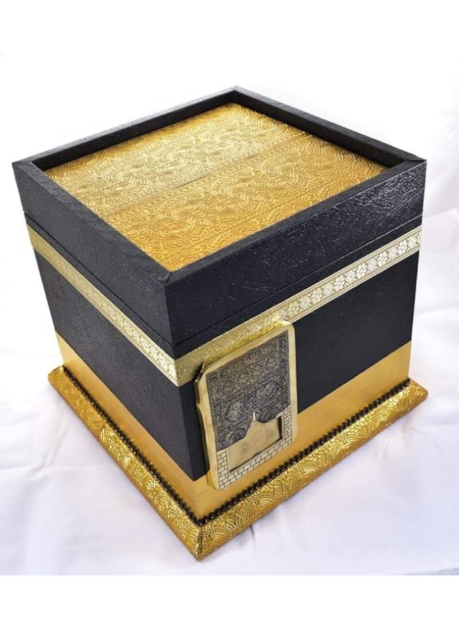 Luxury Islamic Gift Set - Holy Quran with Kaaba Design Wooden Box and Misbaha Prayer Beads - Black & Gold - Image 3