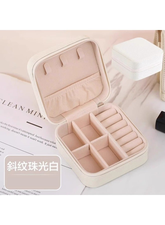 Portable elry Storage Box - Small, Exquisite Mini Box For Earrings, Bracelets, Necklaces, And Rings, New Style